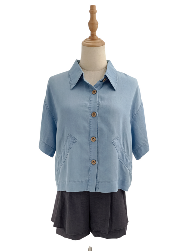 BLAKE SHORT SLEEVE DENIM BLOUSE