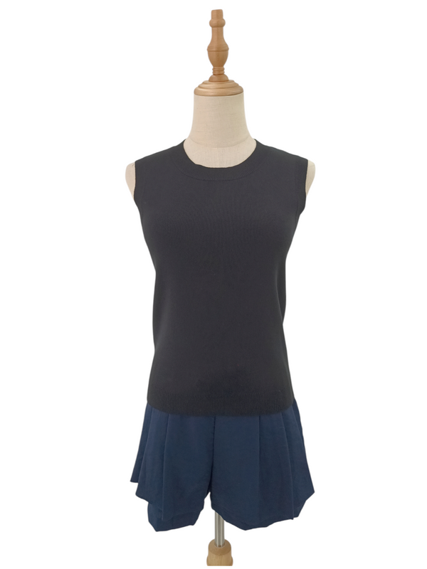 MIYA SLEEVELESS KNIT TOP