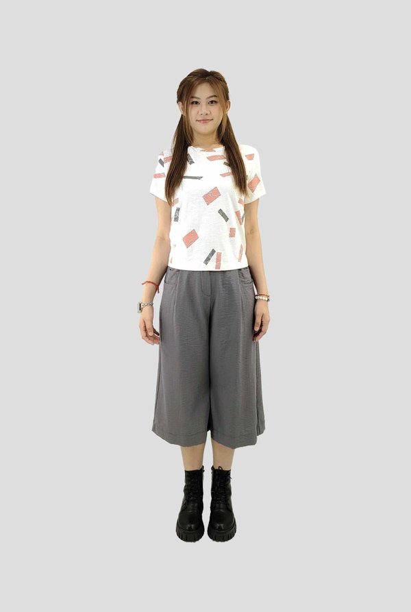 Hana Collage Tee