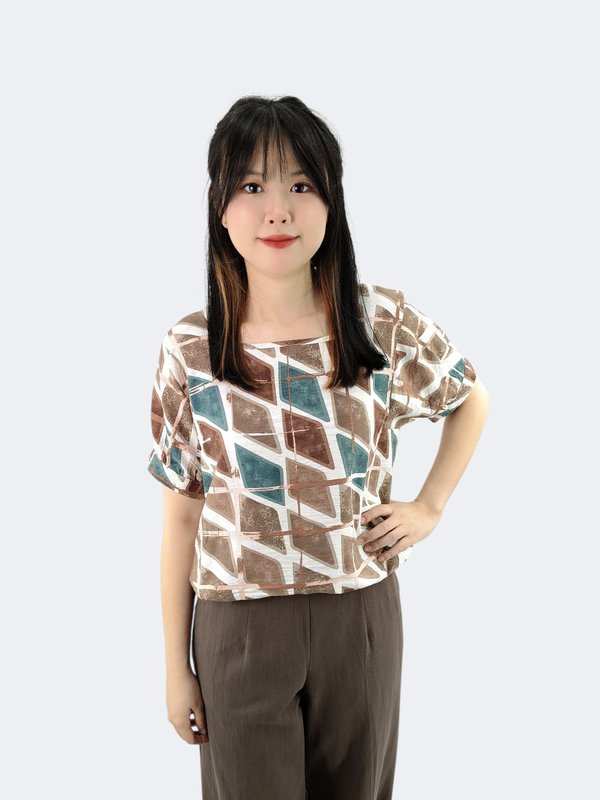 NORA GEOMETRIC PRINT TIE-HEM BLOUSE