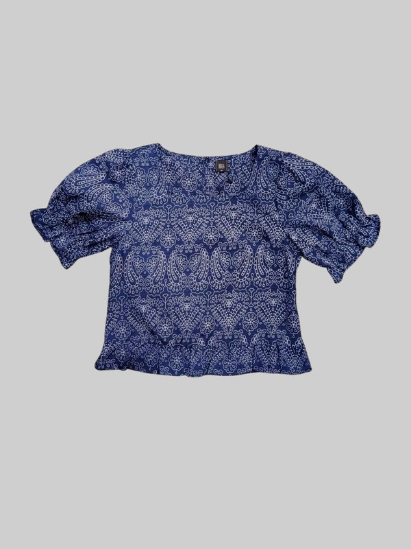 SAYA PAISELY PRINT PUFF SLEEVE TOP