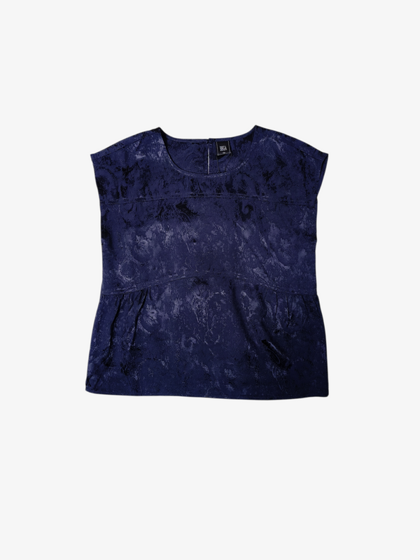 KYAN TEXTURED SLEEVELESS PEPLUM TOP (BC75841)