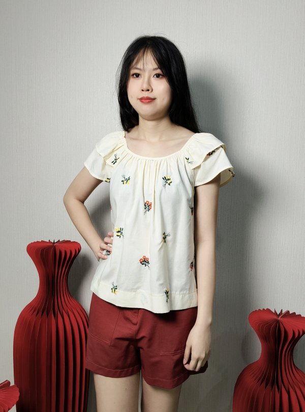 ASHLEY FLORAL FLUTTER OFF-SHOULDER TOP (BS75835)