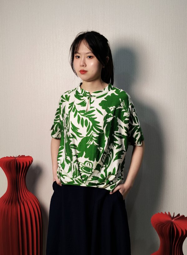 NICOLA BOTANICAL BREEZE PRINTED TOP (BS56755)