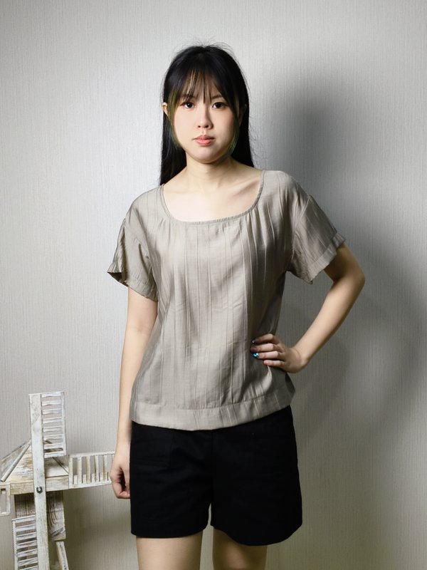 ISA CRINKLE TEXTURED TOP (V-BS75886)
