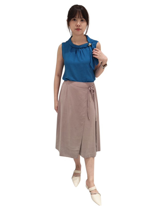 MOLLIE DRAPED SCARF NECK SLEEVELESS TOP (V-BV75938)